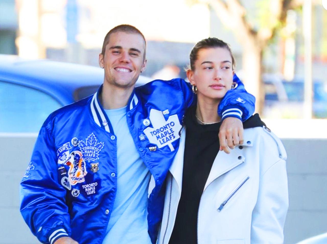 ヘイリー・ボールドウィン、溢れ出る「ジャスティン愛」をファッションで表現