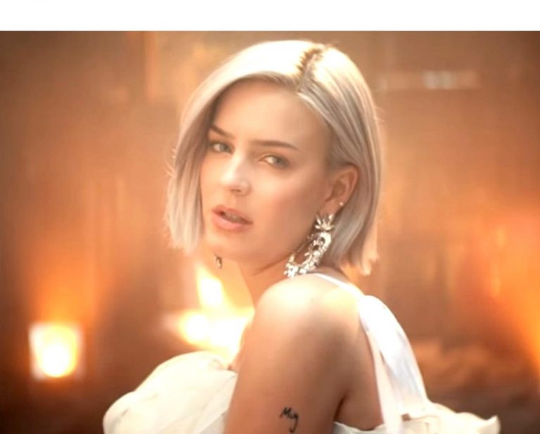 『グレイテスト・ショーマン』の名曲をアン・マリーが歌うとこうなる