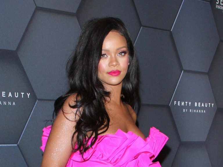 リアーナ、ついにシンガーとして表舞台に登場か