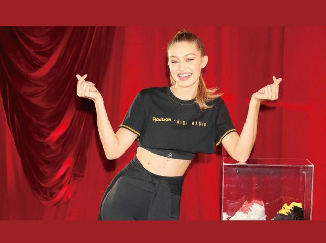 ジジ・ハディッドが東京ディズニーランドへ！園内で「感心したこと」とは？