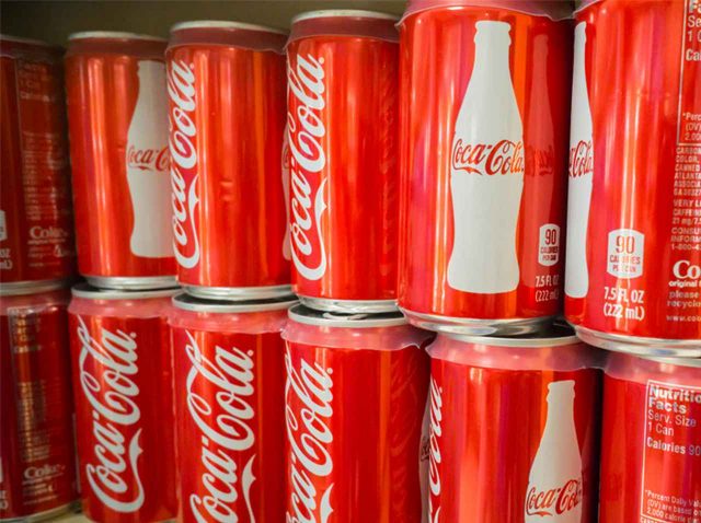 未開封なら200万円超の価値！「幻のコーラ」を開封した女性が悔し涙飲む