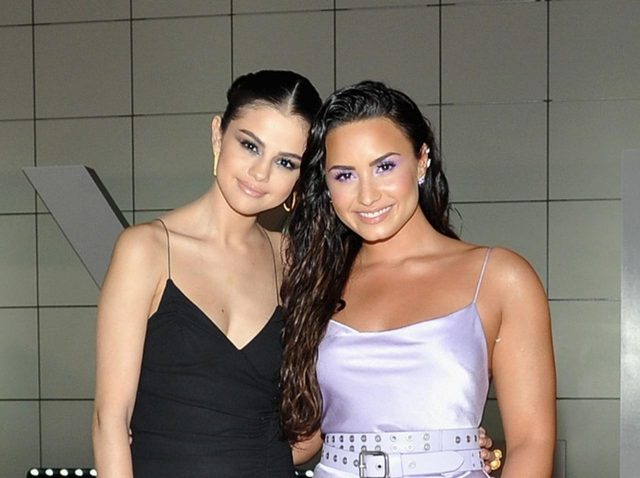 セレーナ・ゴメス、幼なじみのデミ・ロヴァートからアンフォローされる