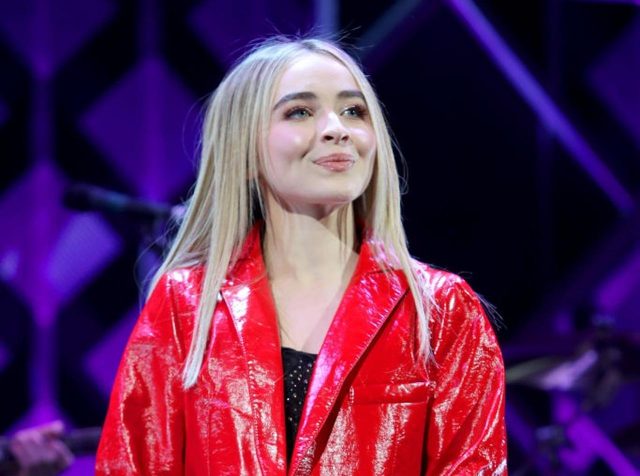 サブリナ・カーペンター、アルバム『シンギュラー・アクト 1』の日本発売日に「ダイスキ！」