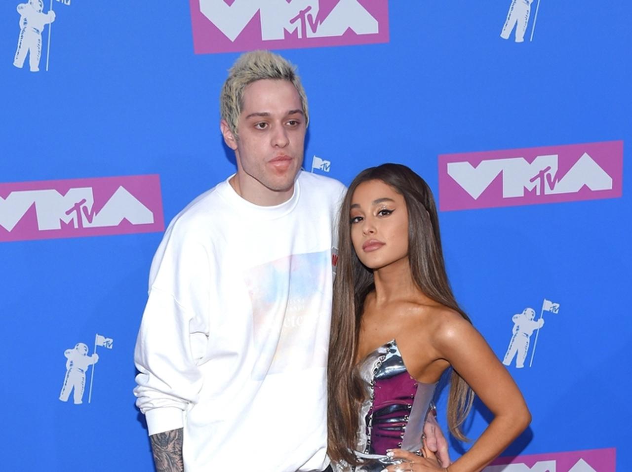 アリアナ・グランデ、元婚約者の楽曲には秘密のメッセージが隠されていた