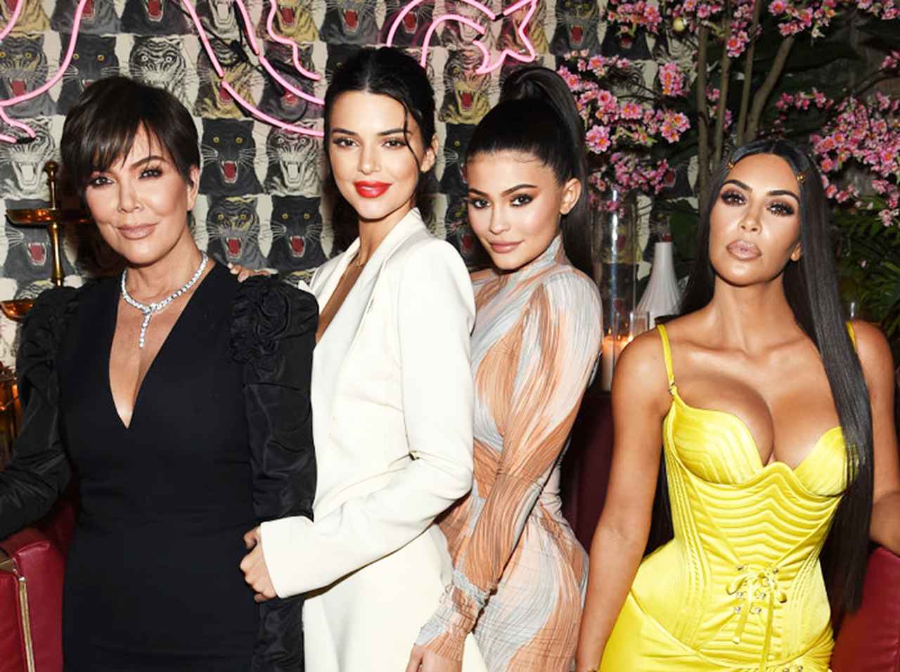 暗雲のスーパーボウルに救世主?カーダシアン家ゆかりの「あの人」が出演へ