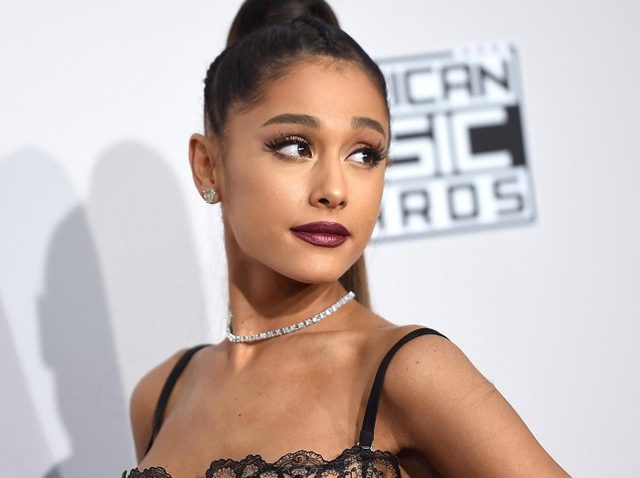 アリアナ・グランデ、元婚約者にSNSでブロックされる