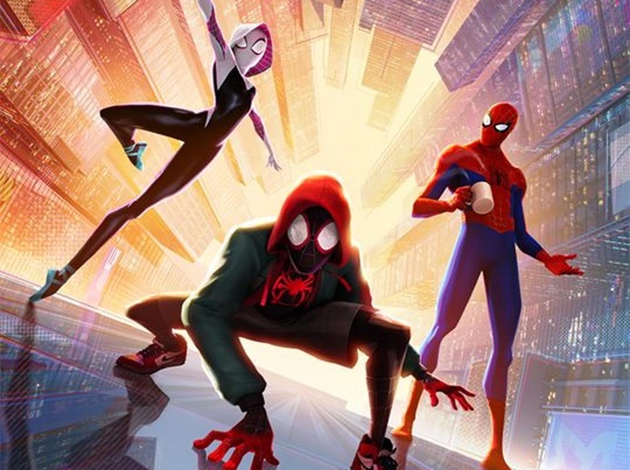 新星スパイダーマンはなんと中学生！シリーズ最新作で歴代スパイダーマンが大集結