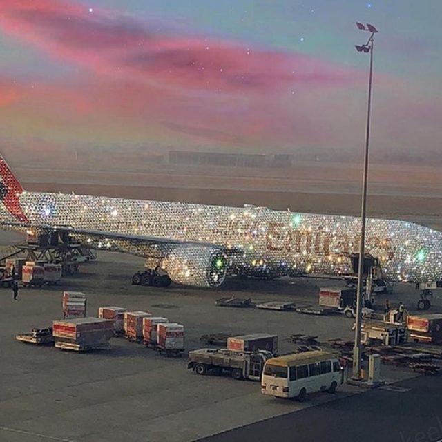 エミレーツ航空が「ダイアモンド飛行機」を紹介、ネットが騒然