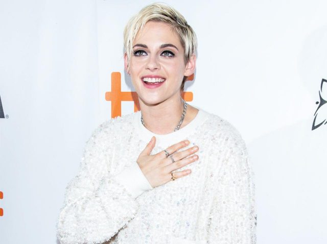 女性と熱愛中のクリステン・スチュワート、「女性同士のラブコメ映画」に出演へ