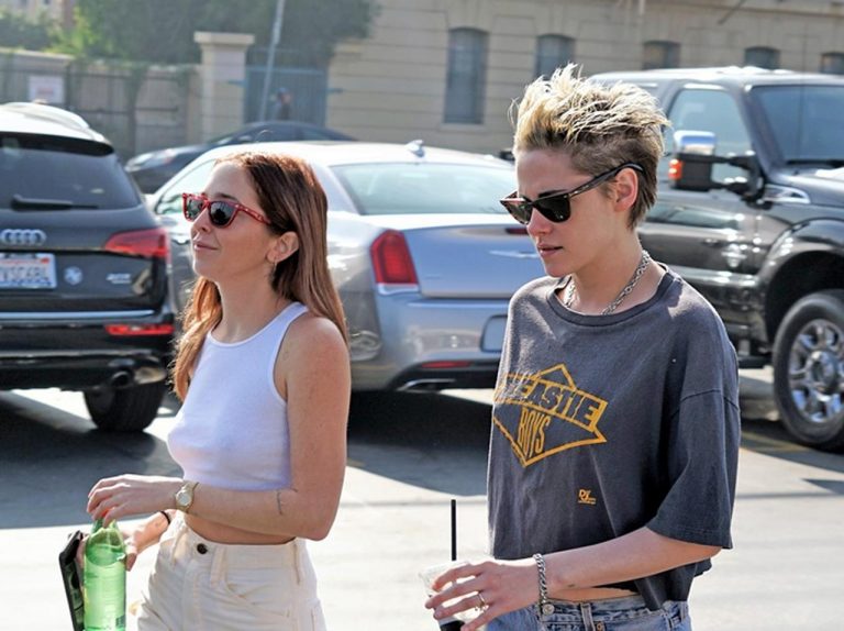 クリステン・スチュワート、新恋人と堂々とデート【写真アリ】