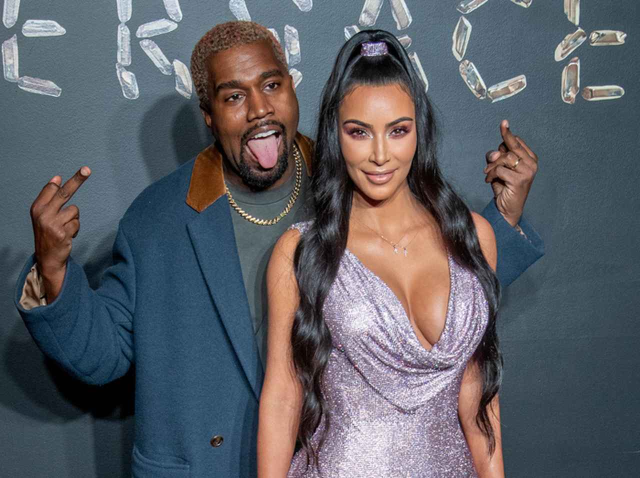 カニエ・ウェストがミュージカル観劇中に「マナー違反」 妻に赤っ恥かかせる