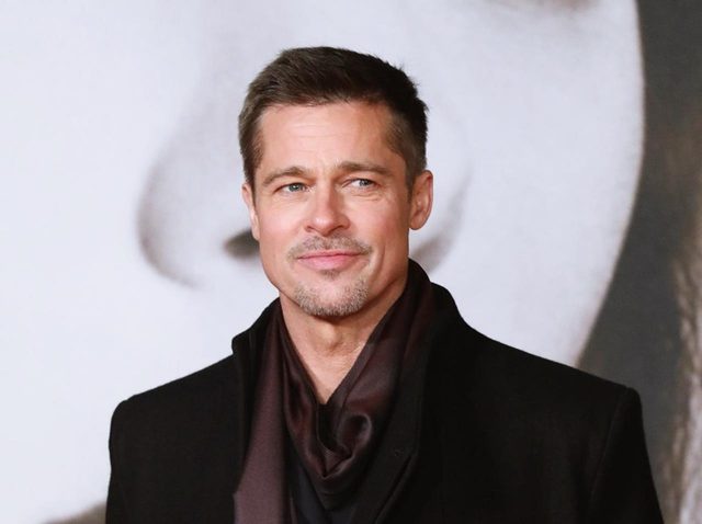 ブラッド・ピット、あの女優からハグを全力で「拒否」される