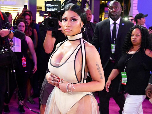 ニッキー・ミナージュ、「レイプ犯」とのラブラブ写真公開し周囲から心配の声