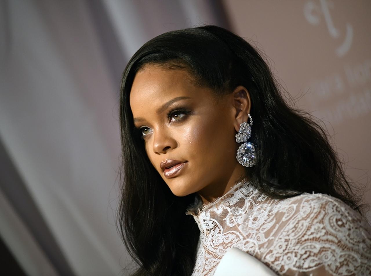 リアーナ、ある「意外なこと」ができないと明かす