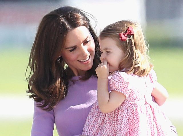 キャサリン妃、トイレを我慢できなくなった娘のために「意外な場所」に出没