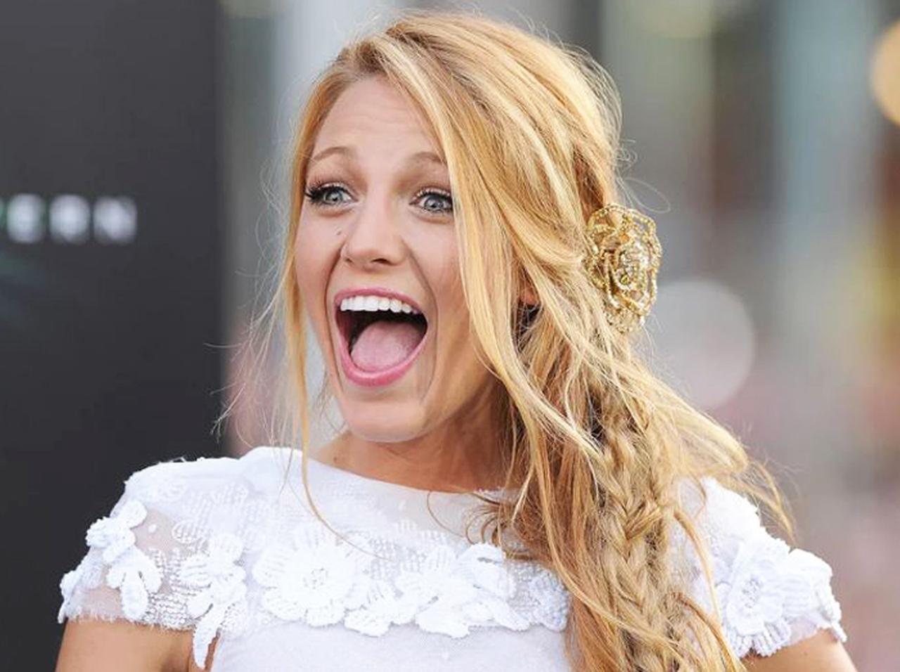 ブレイク・ライブリーが披露した「ズタボロにされたシンデレラ」ルックが斬新!