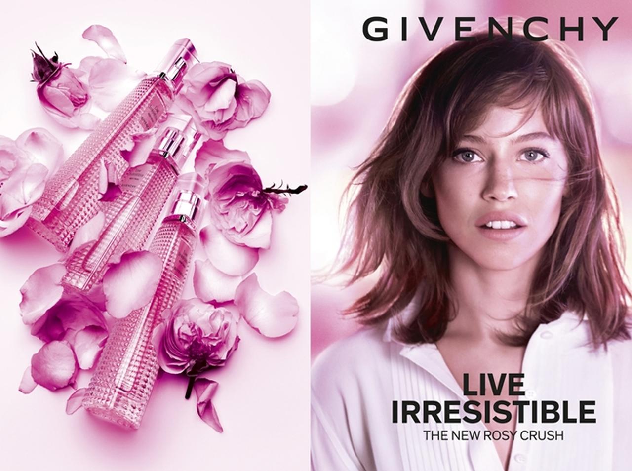 ジバンシイから、バラ色のブーケで包み込む新フレグランス登場