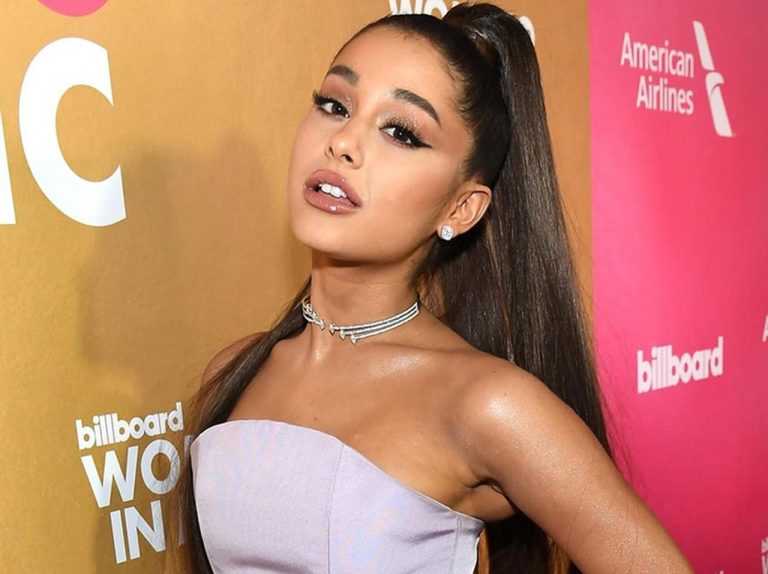 アリアナ・グランデ、新年を新たな「日本語タトゥー」とともに迎える