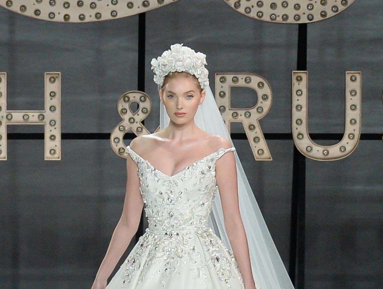 ラルフ＆ルッソのショーに登場したエルザ・ホスクがリアルプリセス