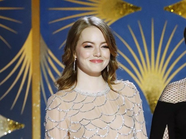 エマ・ストーン、生放送中に大声で「ごめんなさい！」とガチ謝罪のワケ【ゴールデン・グローブ2019】