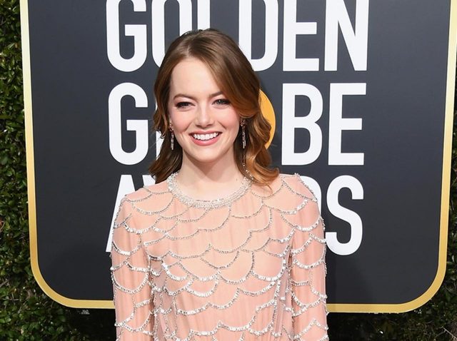 エマ・ストーン、ゴールデン・グローブで着用したドレスの制作時間に気が遠くなる【ゴールデン・グローブ2019】