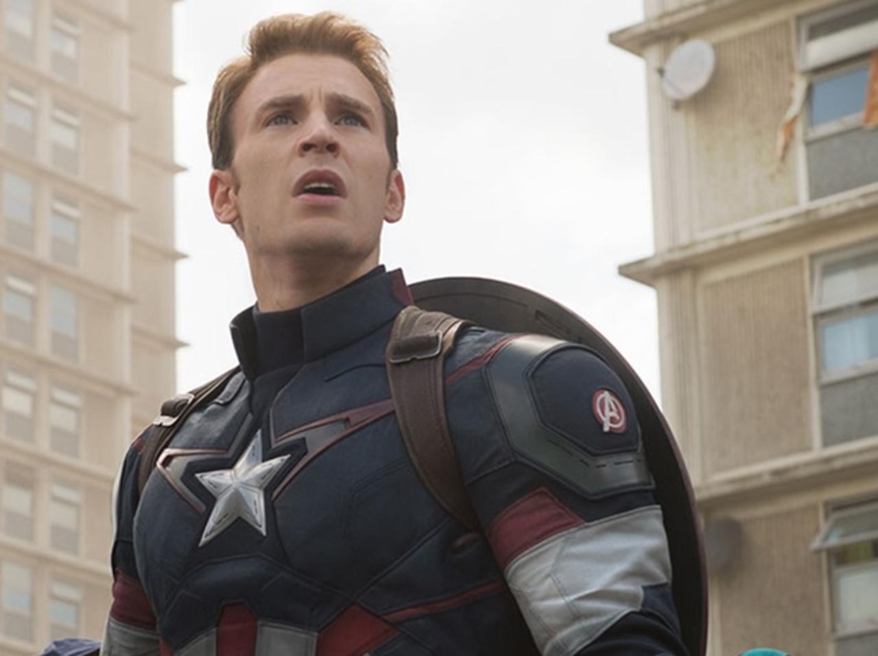 クリス・エヴァンスの「SOS」に『アベンジャーズ』の仲間が反応