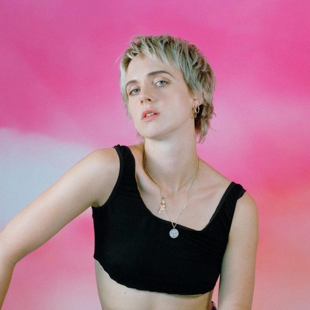 新鋭個性派アイコンMØ（ムー）、一夜限りの単独来日公演が決定！