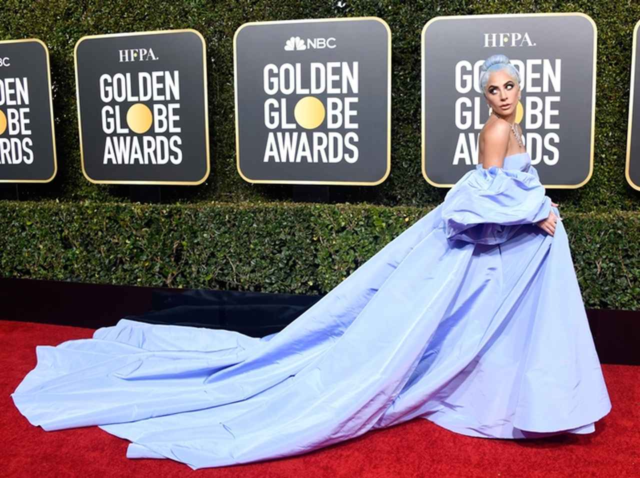レディー・ガガ、レッドカーペットで着用したジュエリーの値段がさすが【ゴールデン・グローブ2019】