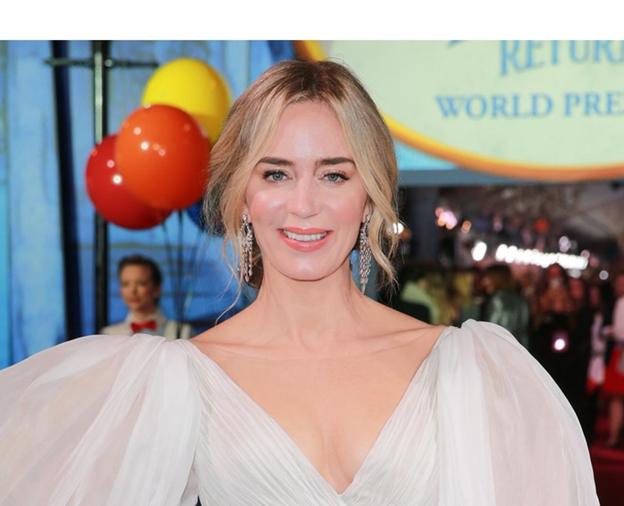 エミリー・ブラントが初来日!『メリー・ポピンズ』のスイーツがお出迎え