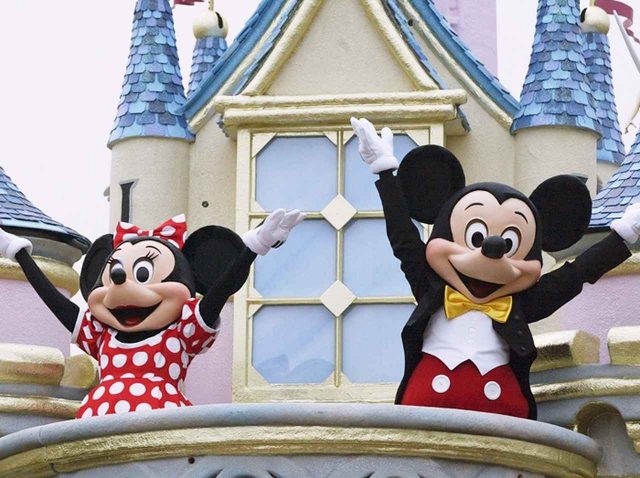 ディズニーランド、園内の「消防署に灯る光」に隠されたメッセージが胸アツ