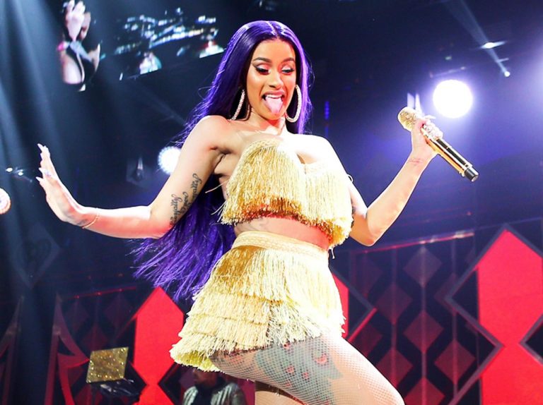 カーディ・Bが満員御礼のライブを途中退場した「理由」がとにかく自由すぎる