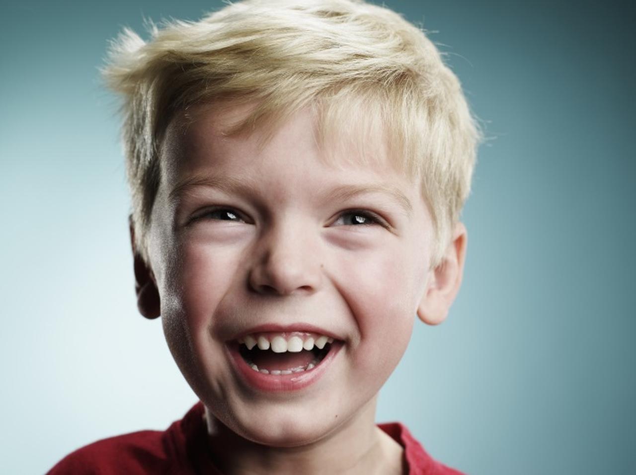 トランプ大統領の演説に招かれた男の子、式の最中にやらかす