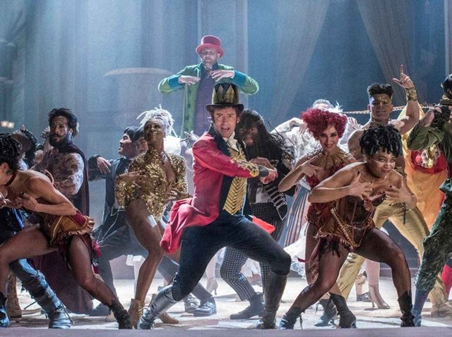 ヒュー・ジャックマン、Britアワードで行なう『グレイテスト・ショーマン』のリハを公開