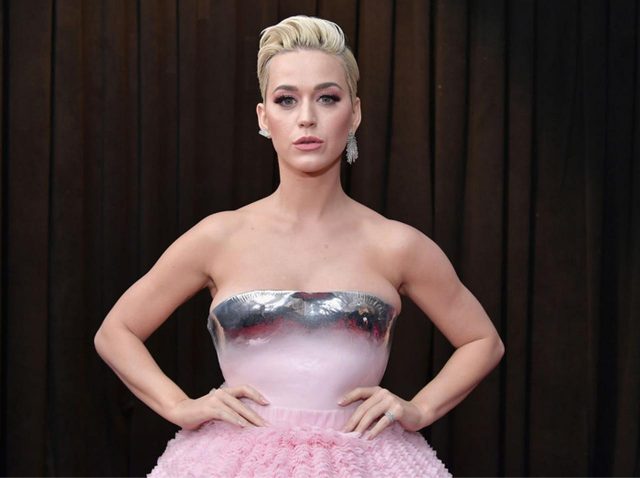 ケイティ・ペリー、グラミー賞でのドレスが不評…色んなものに例えられる