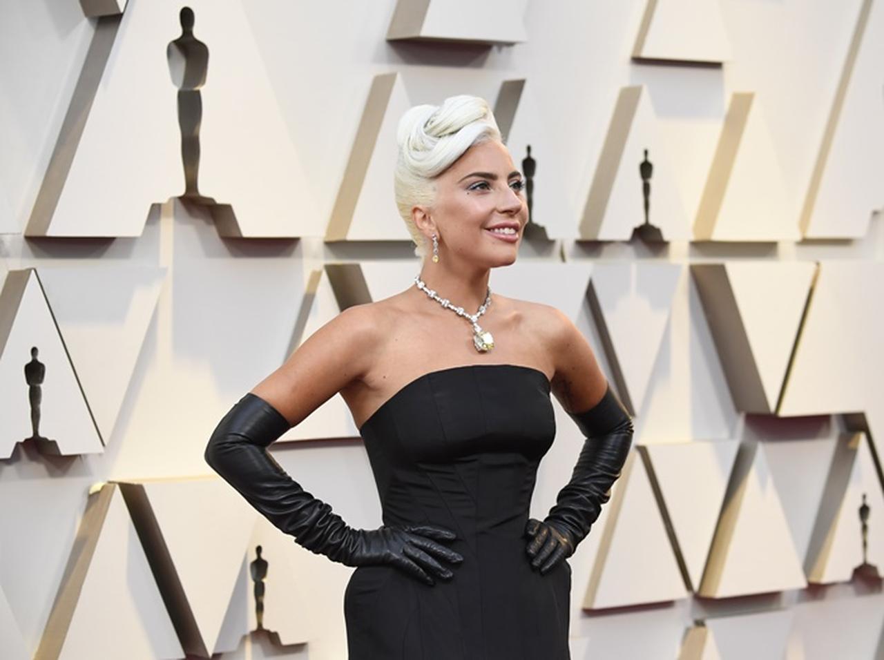 レディー・ガガ、第91回アカデミー賞で30憶超えのネックレスを着用