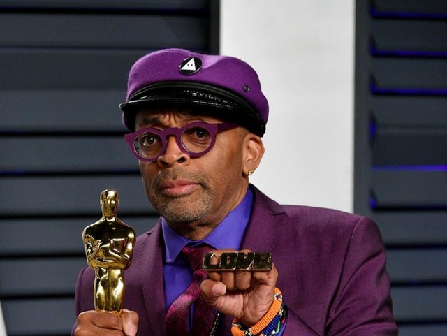 スパイク・リー、アカデミー賞で未発売のエアジョーダンを着用して会場を沸かす