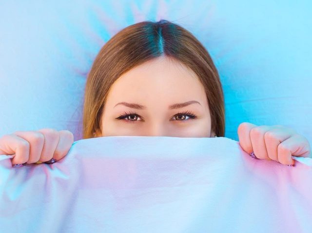 女性はなぜオーガズムを諦めるのか？新研究が示す心理
