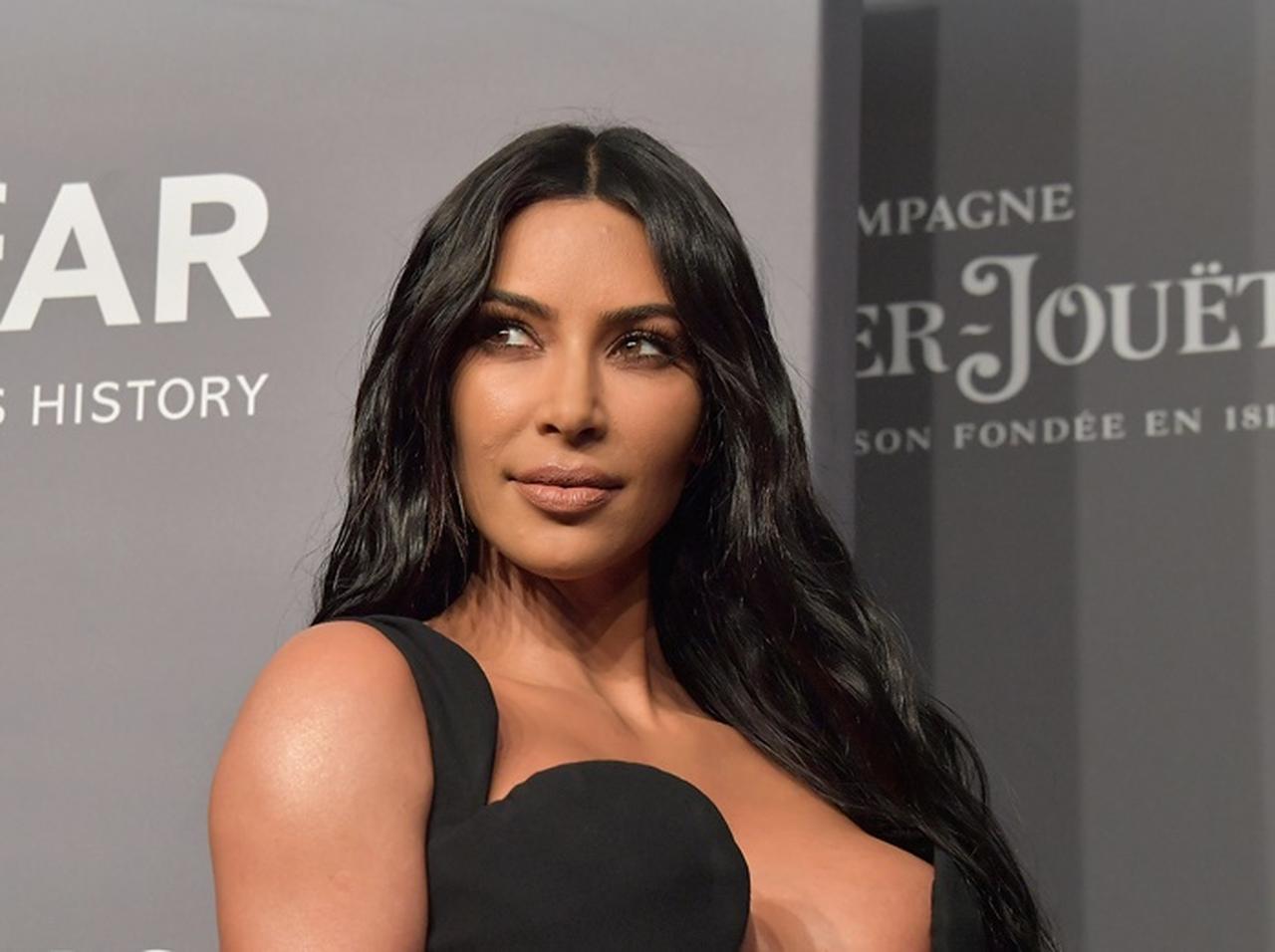 キム・カーダシアン、パリ強盗事件で「唯一奪われなかったもの」が奇跡的