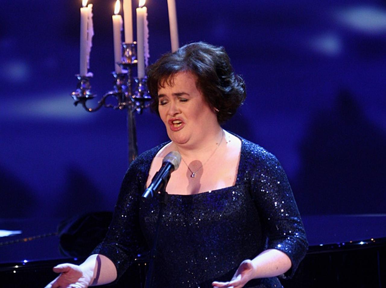 スーザン・ボイルが10年ぶりに“あの地”で「夢やぶれて」熱唱