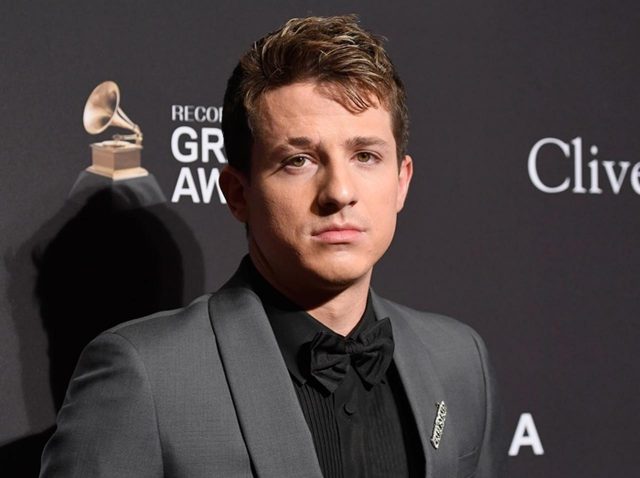 チャーリー・プース、新人2世シンガーとの交際を認める