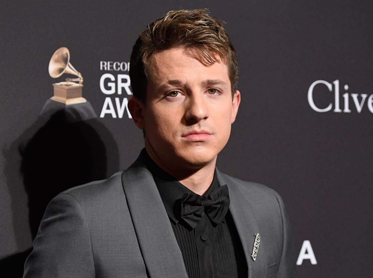 チャーリー・プース、新人2世シンガーとの交際を認める