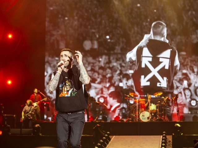 マルーン5、一夜限りの来日公演はヒットソングのノンストップメドレー