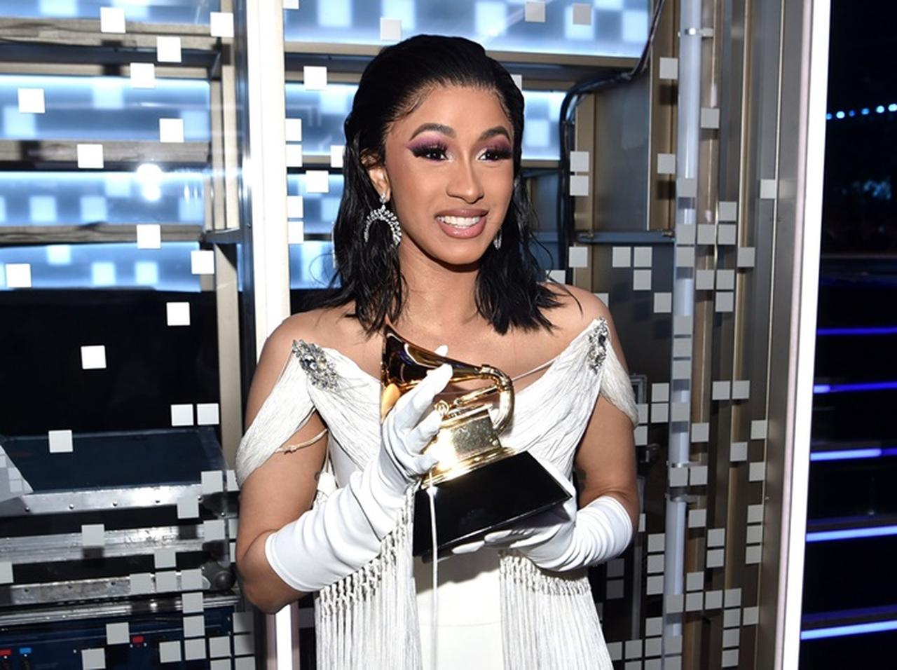 カーディ・B、「グラミー賞受賞」に批判殺到で猛反論 → インスタを削除