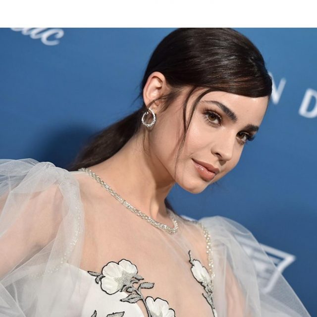 ソフィア・カーソン、「オン眉」するだけで雰囲気がガラリと変わる