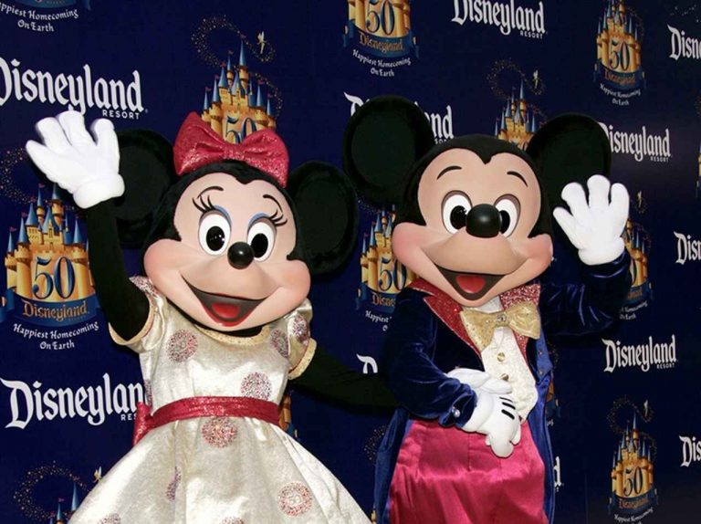 ディズニーランド、2020年大統領選に関する「やらかし行為」を繰り返した男性を追放