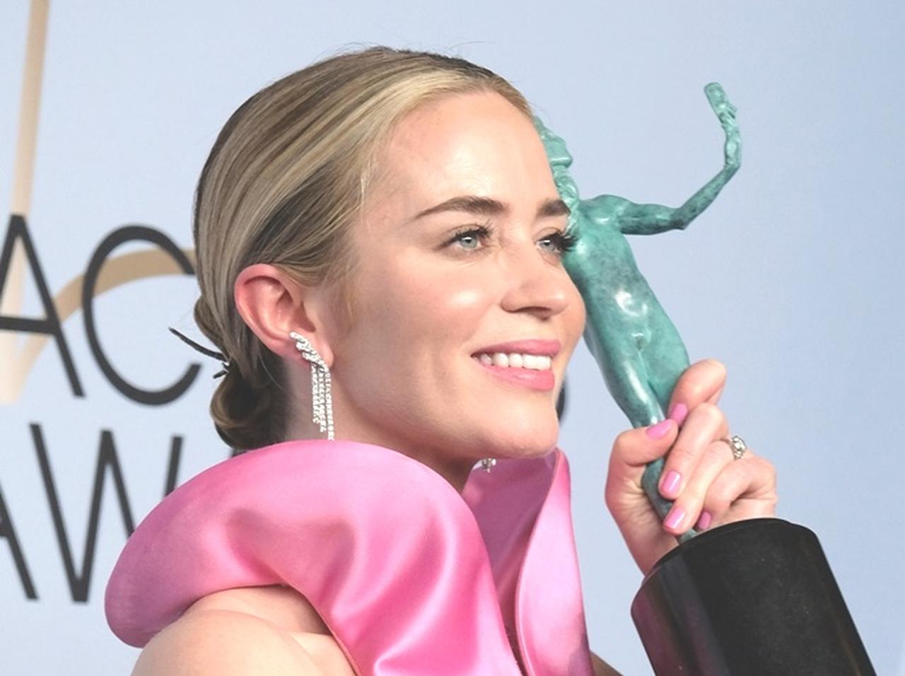 透き通る美肌の持ち主、エミリー・ブラントのフェイシャリストが秘訣を明かす