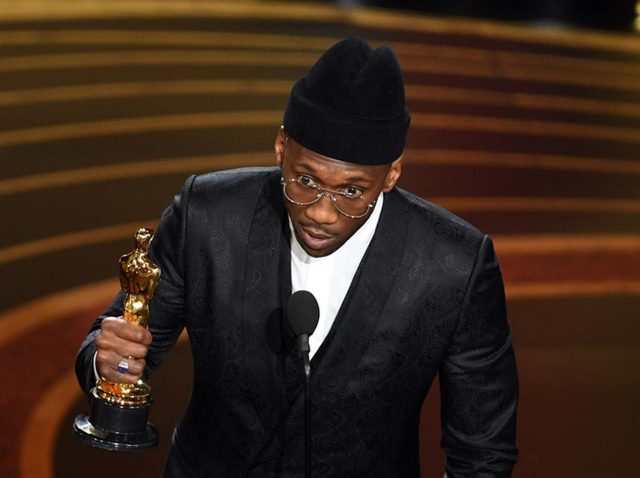 マハーシャラ・アリ、アカデミー賞で「黒人初の快挙」を『グリーンブック』相棒が祝福