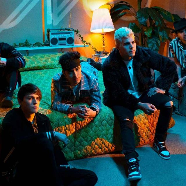 ラテン界の1D、CNCOが2019年第1弾シングル「プリテンド」の音源＆MV公開