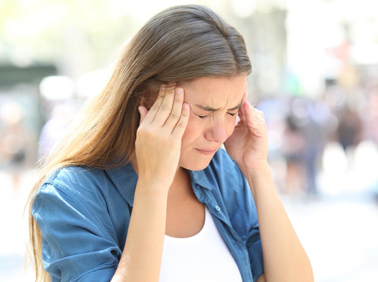 頭痛で緊急入院した10代女性、4日後に目を覚ますと出産していた