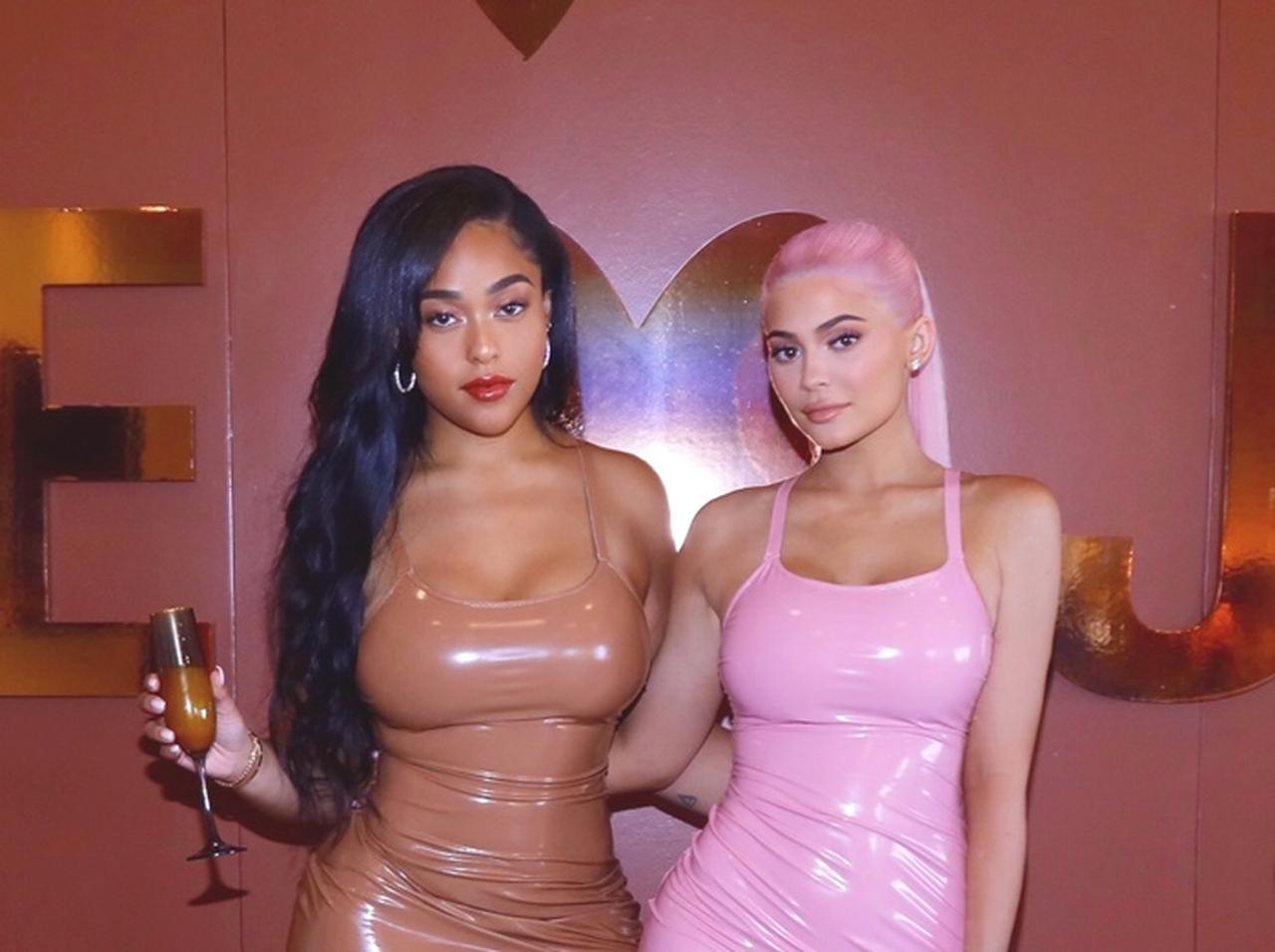 カイリー・ジェンナー、裏切り者の大親友の「代わり」を早くも見つける